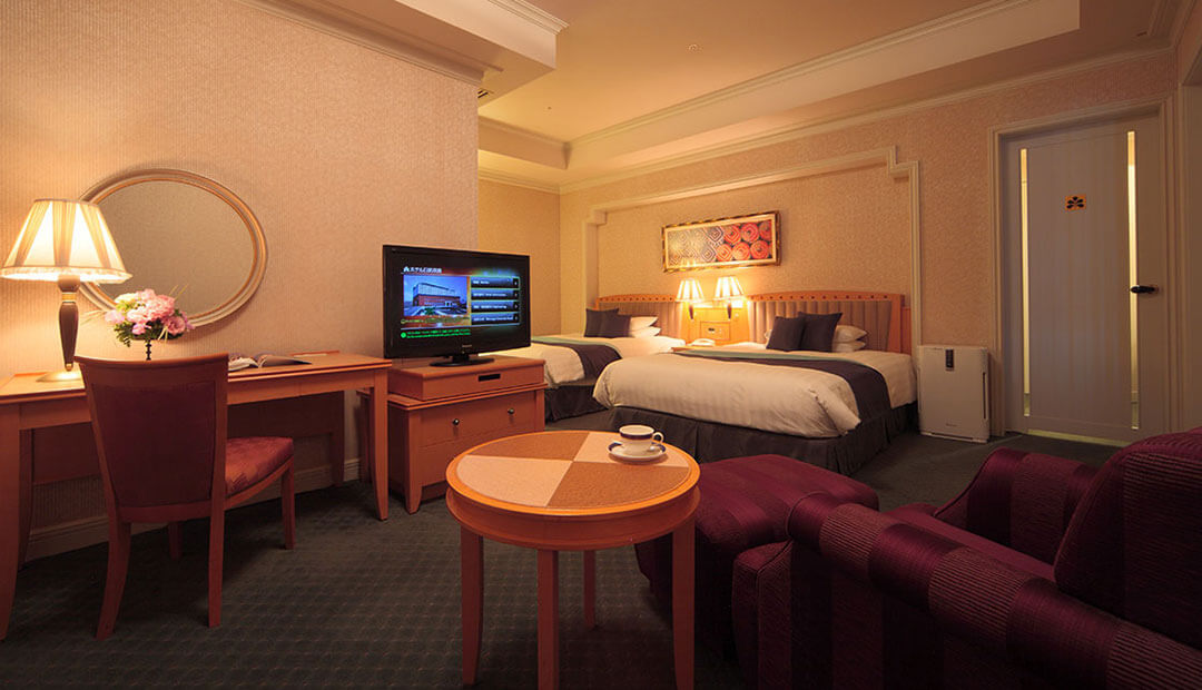 SUITE ROOM