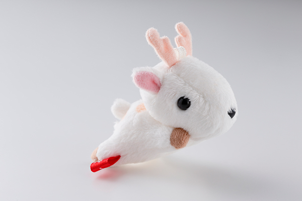 白い鹿のマスコット『すがちゃん』